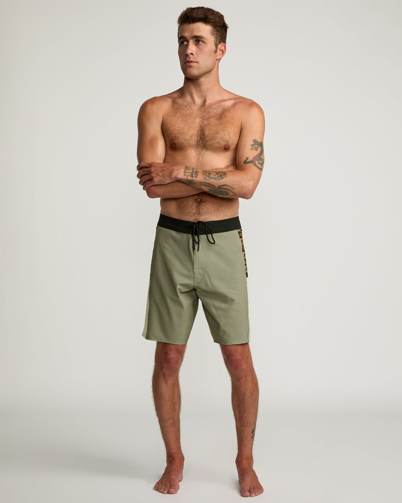 RVCA 2 APEX BOARDSHORTS 18" - TMV0