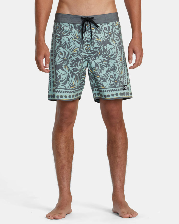 RVCA RESORT BOARDSHORTS 17" - TMV0