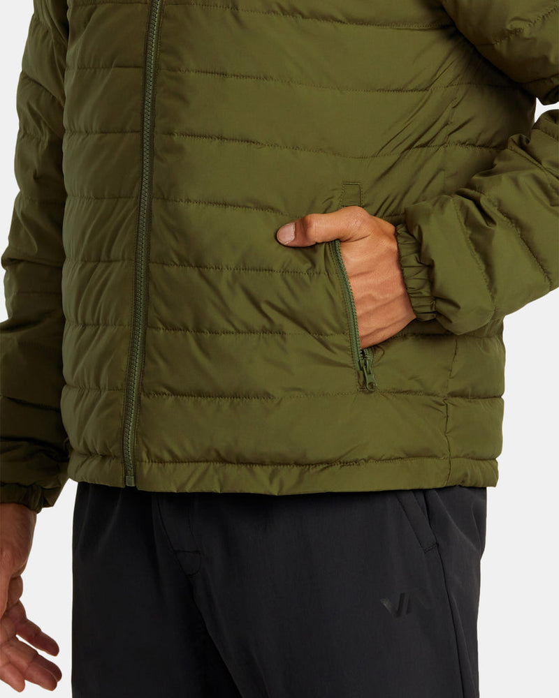 RVCA REVERSIBLE PUFFER JACKET - OLV