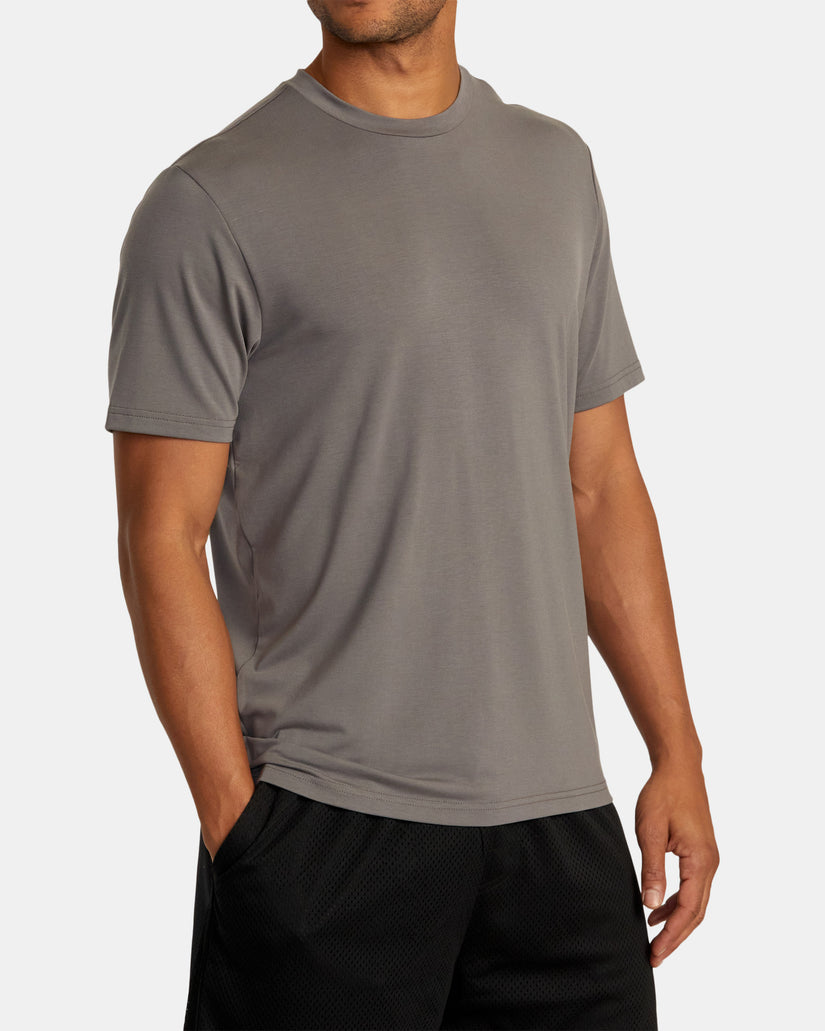 RVCA VA SPORT BALANCE TECHNICAL TRAINING TEE - GRY