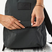 ALOHA COLLECTION KEEP IT LIGHT BACKPACK / MONOCHROME / BLACK