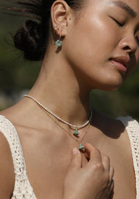 LOVE ME KNOT PUAKENIKENI JADE DROP SATELLITE NECKLACE - GREEN