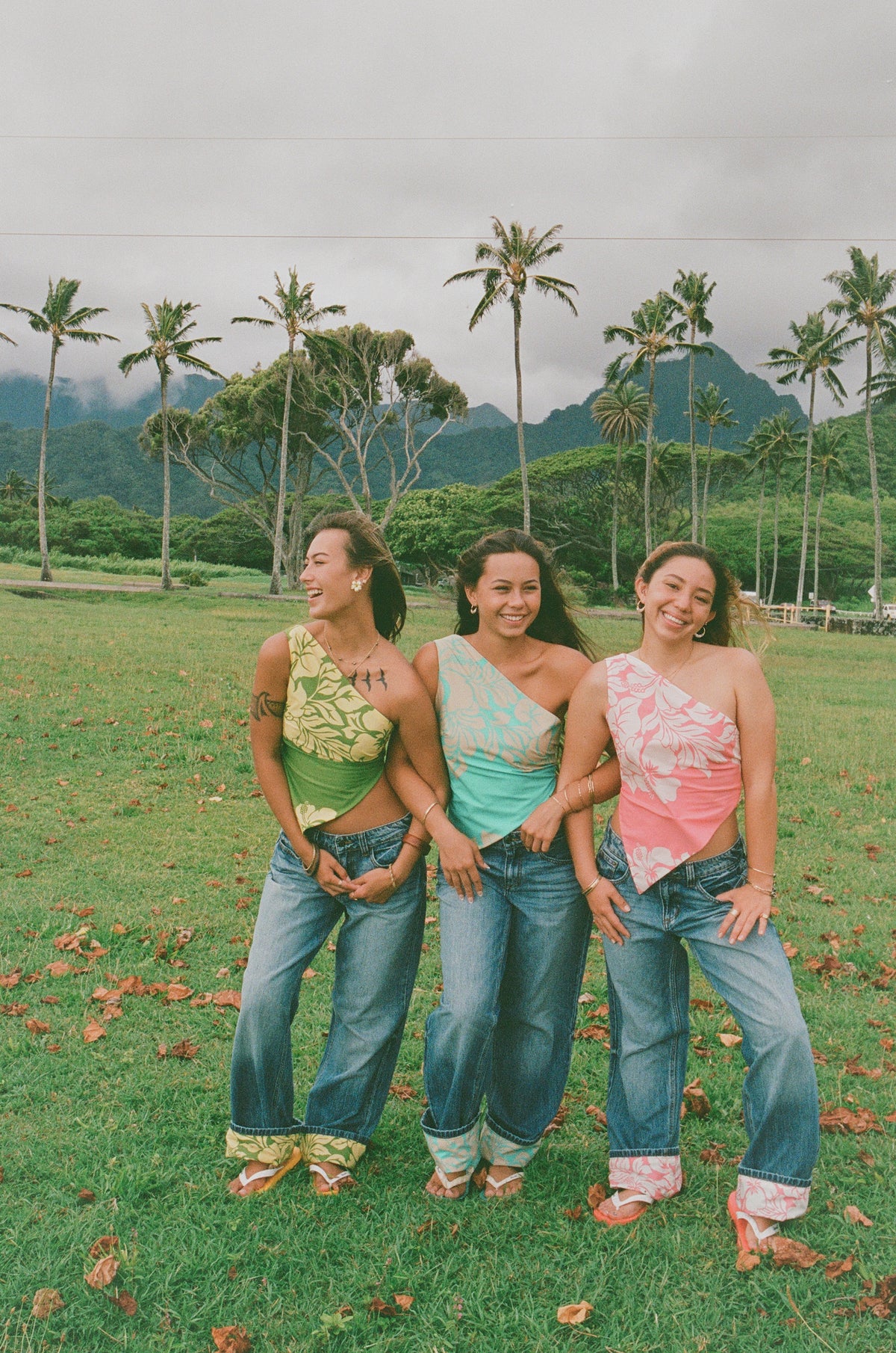 HUNNEH GIRL TANK Waiahole Poi Factory Country Store × Work It Out