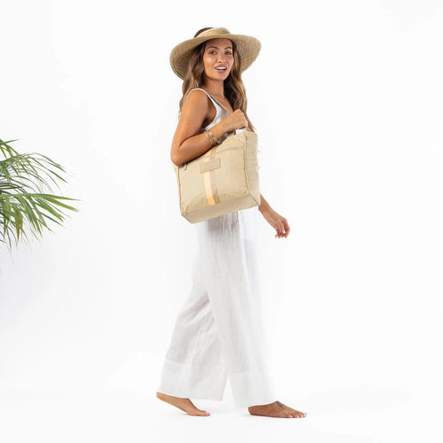 ALOHA COLLECTION GO-TO TOTE / LE VOYAGEUR / CUTIE DUNE