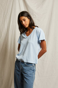 PERFECT WHTE TEE HENDRIX BASIC V - SKY BLUE T69