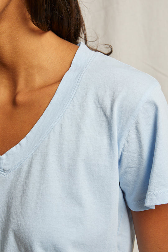 PERFECT WHTE TEE HENDRIX BASIC V - SKY BLUE T69