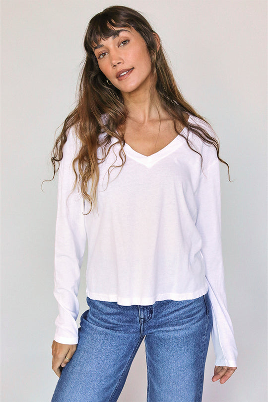 PERFECT WHITE TEE JIMI LONG SLEEVE COTTON BOXY V NECK TEE - WHITE T110