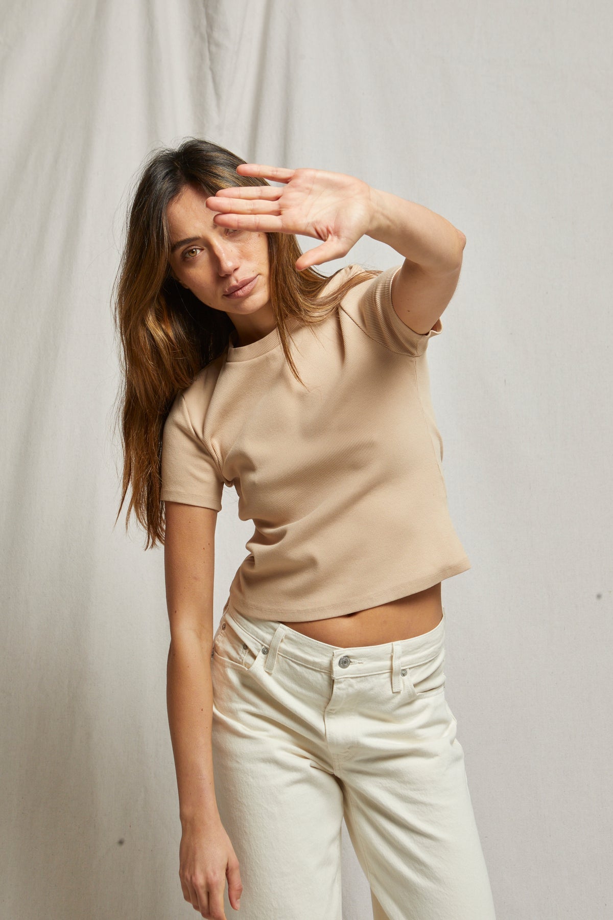 PERFECT WHITE TEE KATZ RIB SHORT SLEEVE TEE - SAND DUNE T16