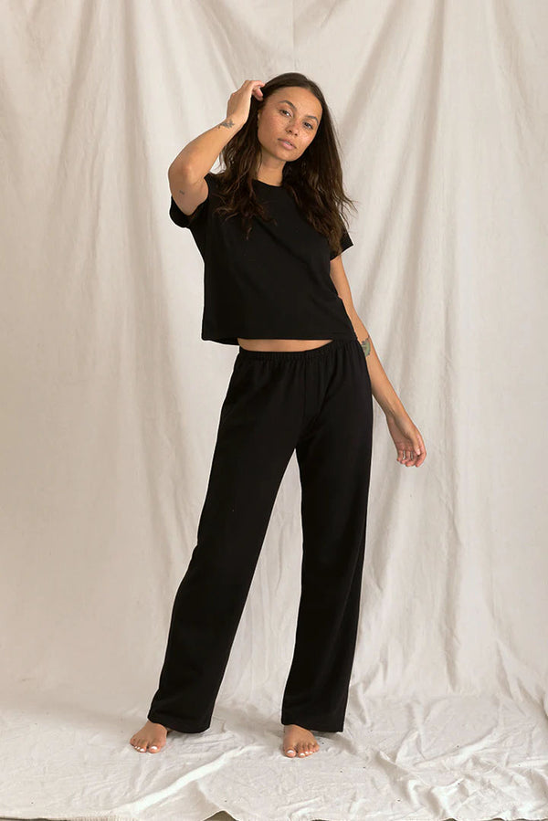 PERFECT WHITE TEE LENA LOUNGE COTTON TEE - TRUE BLACK T26