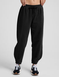 BEYOND YOGA LUXE FLEECE BARREL SWEATPANT - BLACK NF1293