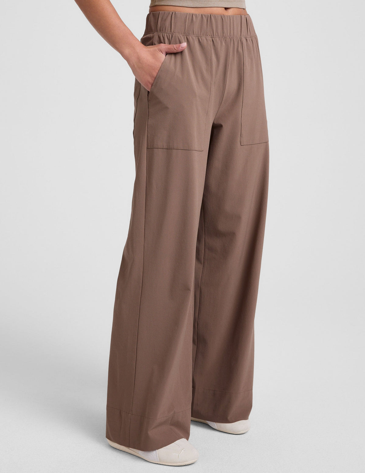 BEYOND YOGA EASY WIDE LEG PANT - KHAKI NN1263