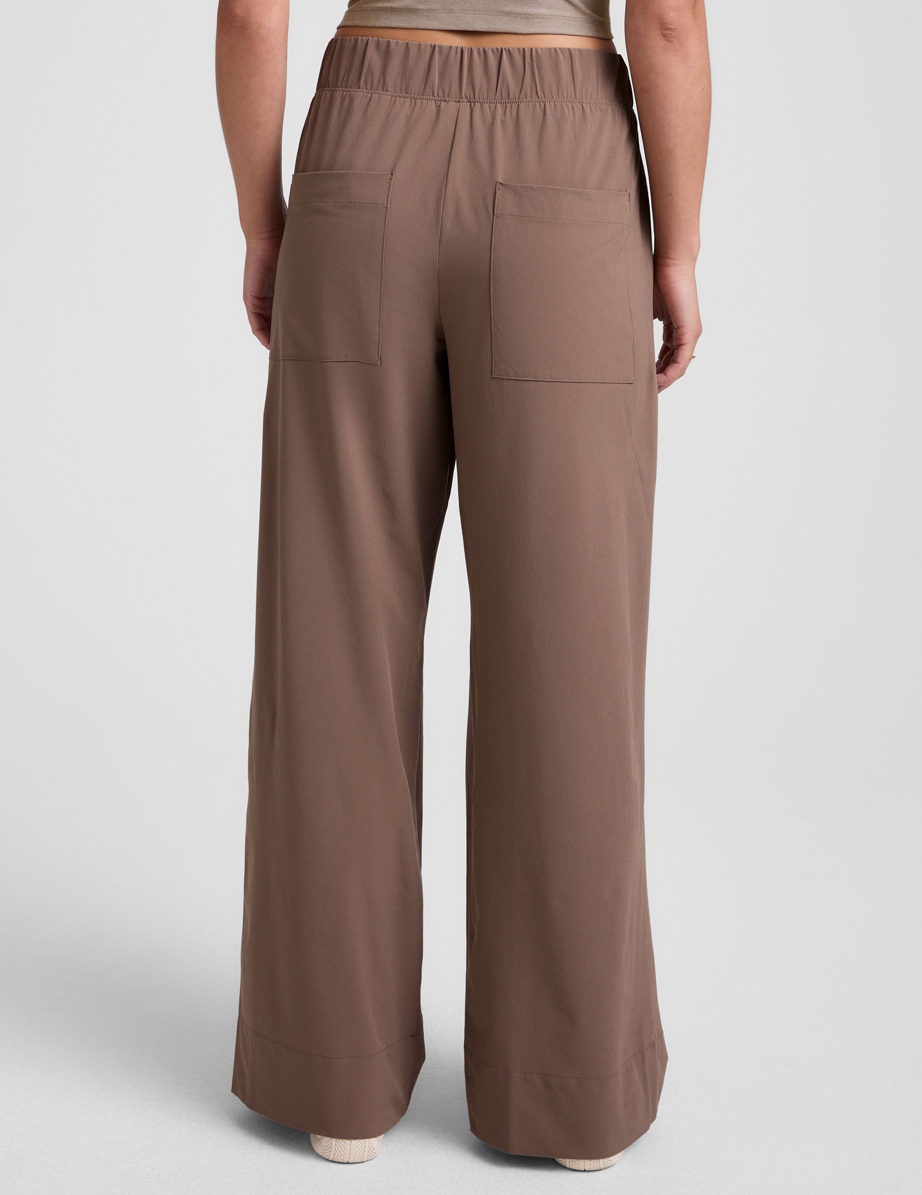 BEYOND YOGA EASY WIDE LEG PANT - KHAKI NN1263 – Work It Out
