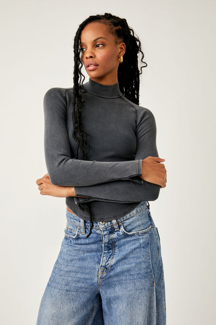 FREE PEOPLE PIXIE TEE - BLACK 0901