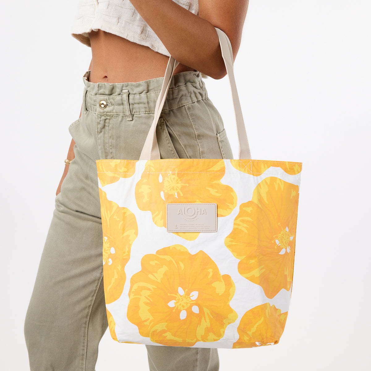 ALOHA COLLECTION REVERSIBLE TOTE / PUA ILIMA / GOLDEN