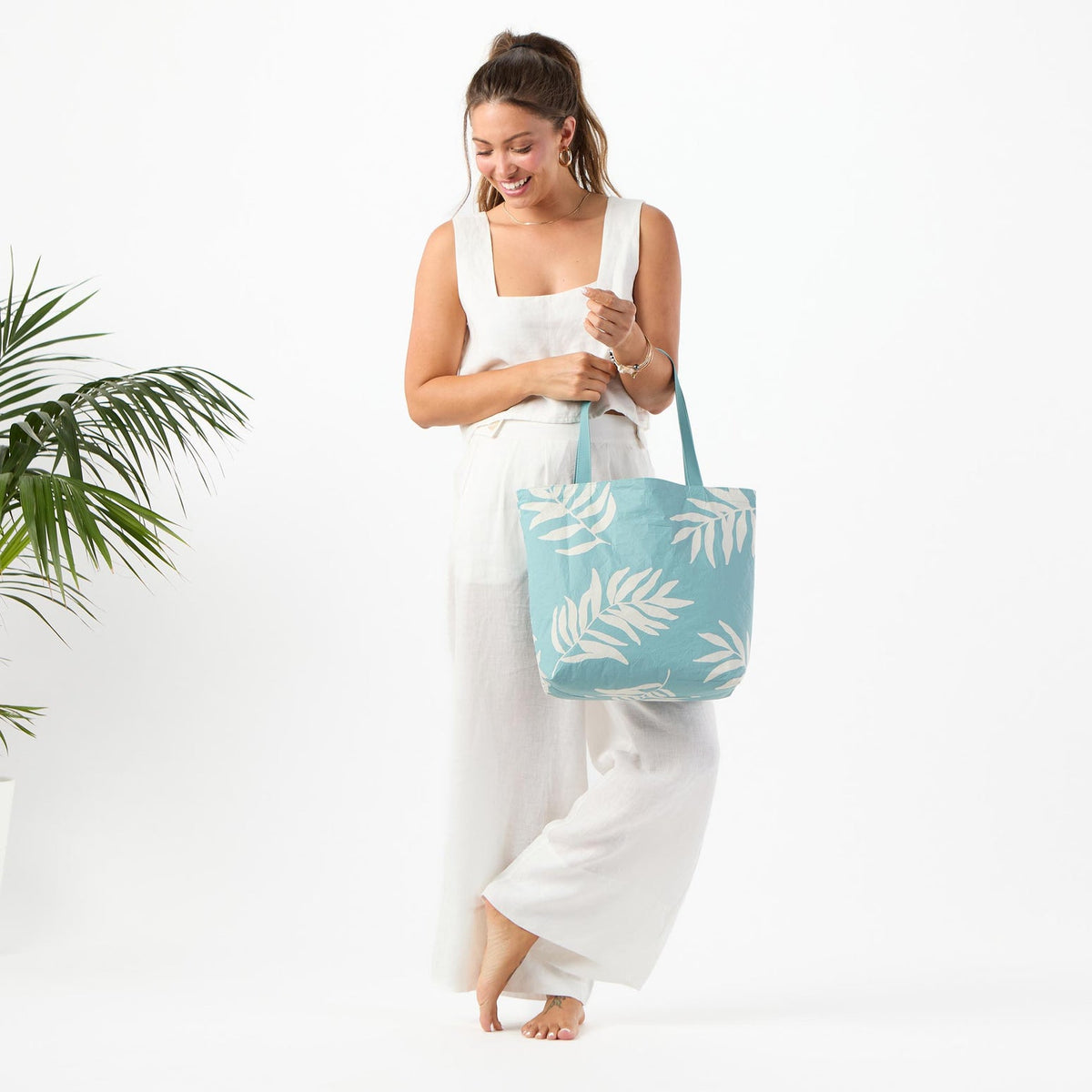 ALOHA COLLECTION REVERSIBLE TOTE / ADRIFT / PINK SALT TIDE