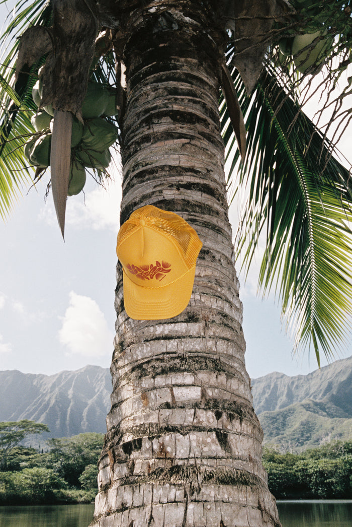 LEI CLUB LEHUA LEI TRUCKER HAT - RED ON YELLOW