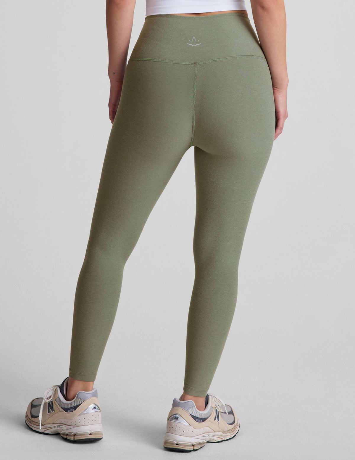 BEYOND YOGA SPACEDYE CAUGHT IN THE MIDI HIGH WAISTED LEGGING - GREY SAGE HEATHER SD3243