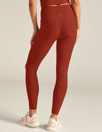 BEYOND YOGA SPACEDYE CAUGHT IN THE MIDI HIGH WAISTED LEGGINGS - RED SAND HEATHER SD3243