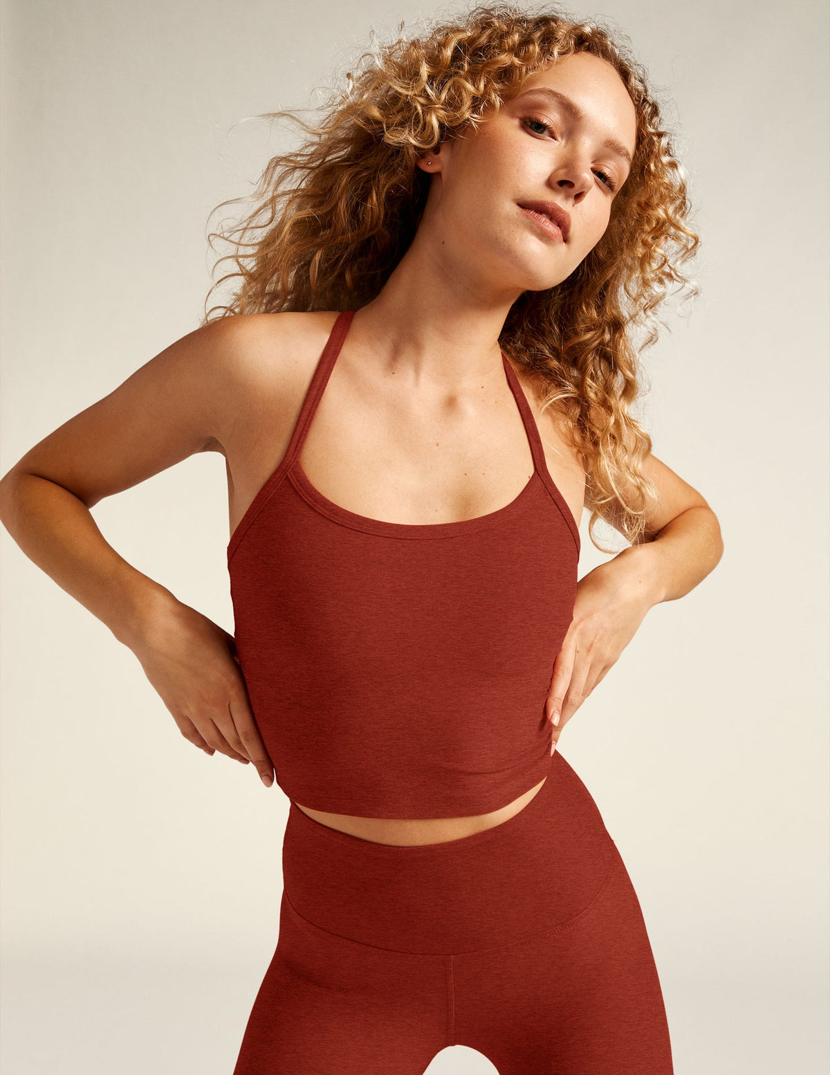 BEYOND YOGA SLIM RACERBACK CROPPED TANK -  RED SAND HEATHER SD4382