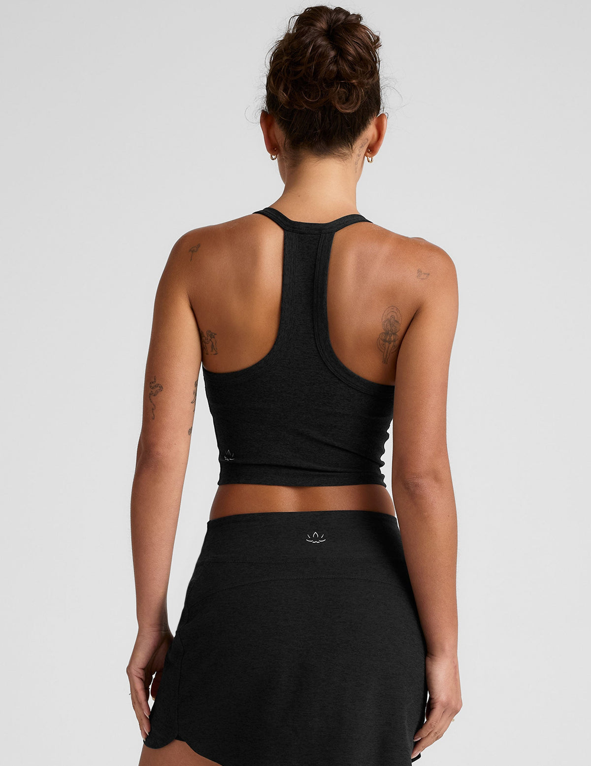 BEYOND YOGA SPACEDYE ON THE UP CROPPED TANK - DARKEST NIGHT 4712