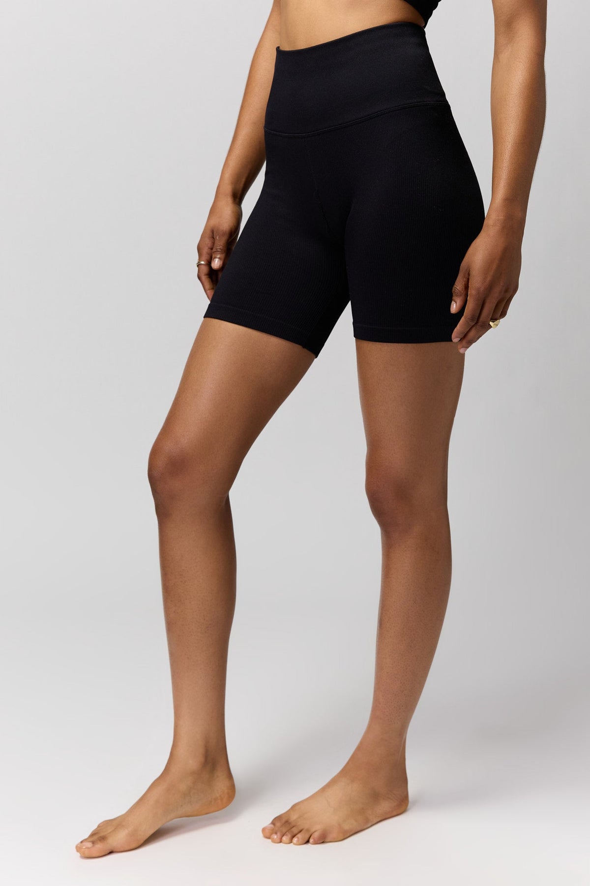 SPIRITUAL GANGSTER LOVE SCULPT 5' BIKER SHORTS - BLACK