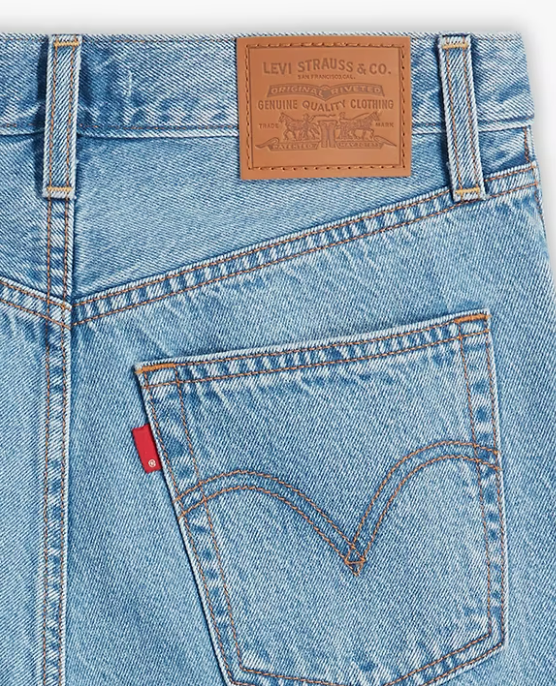 LEVIS RIBCAGE STRAIGHT ANKLE - IN THE MIDDLE 0196