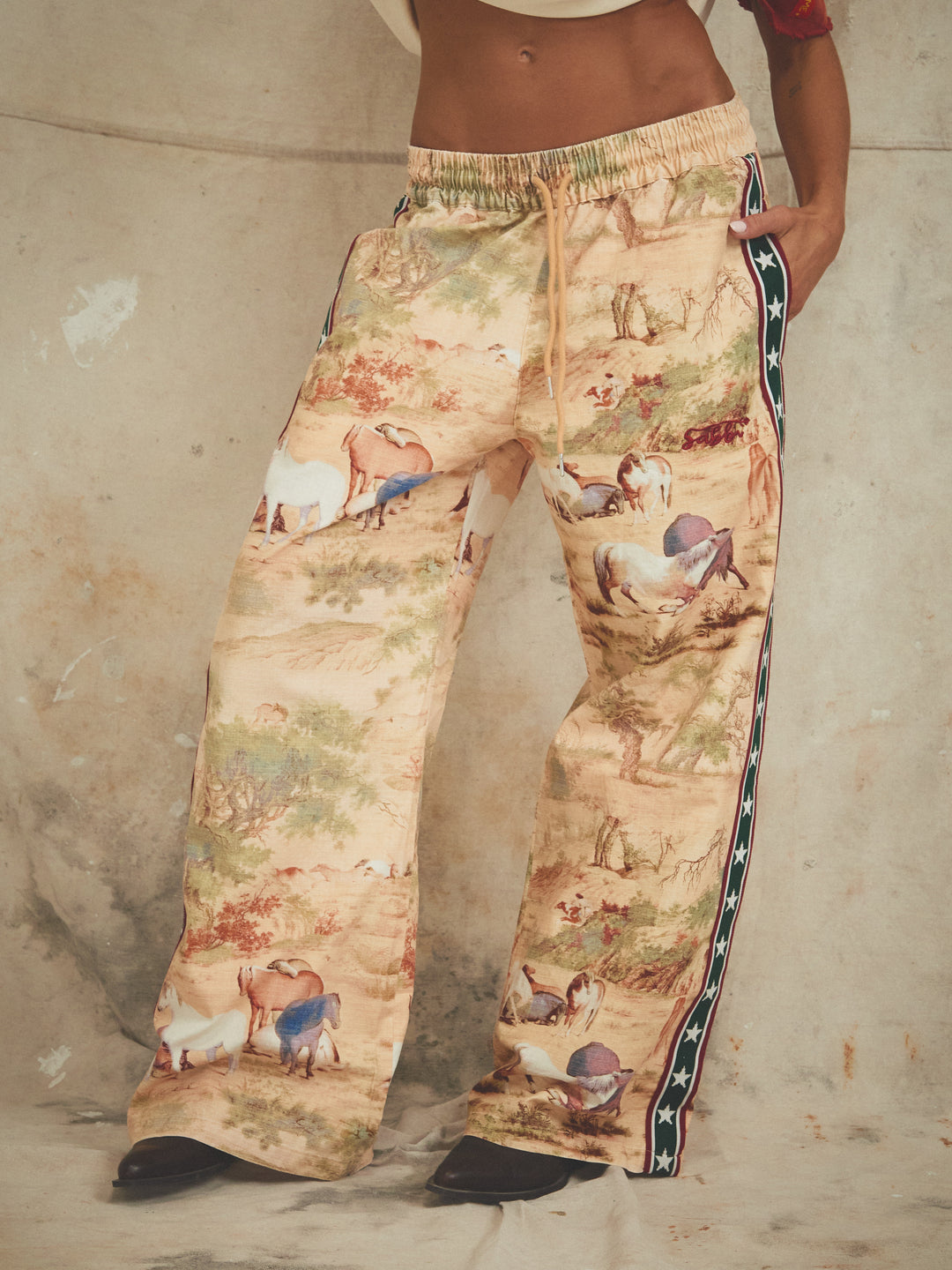 SABBI RAVING STARS PANT - NEIGH QUEEN