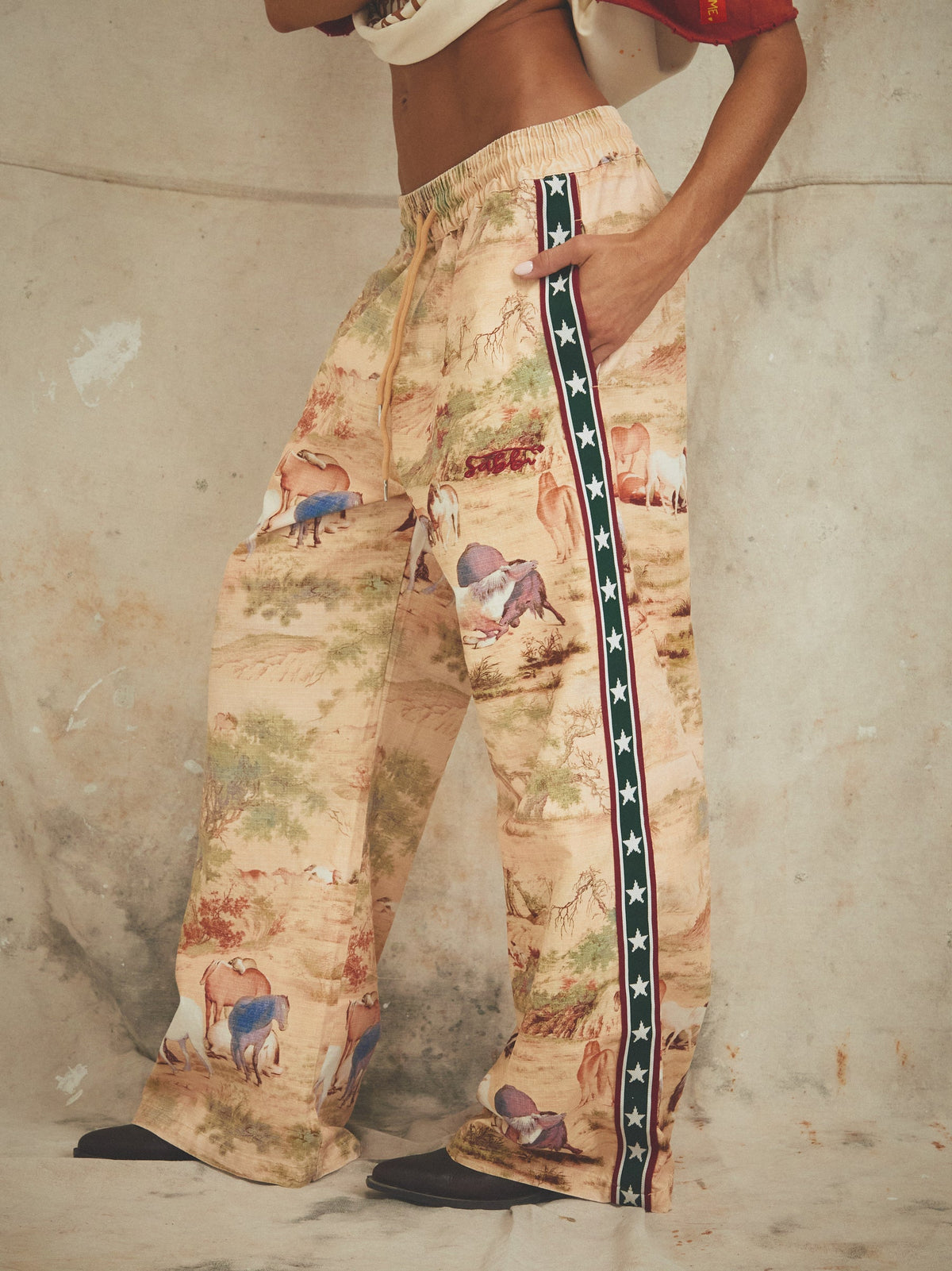 SABBI RAVING STARS PANT - NEIGH QUEEN