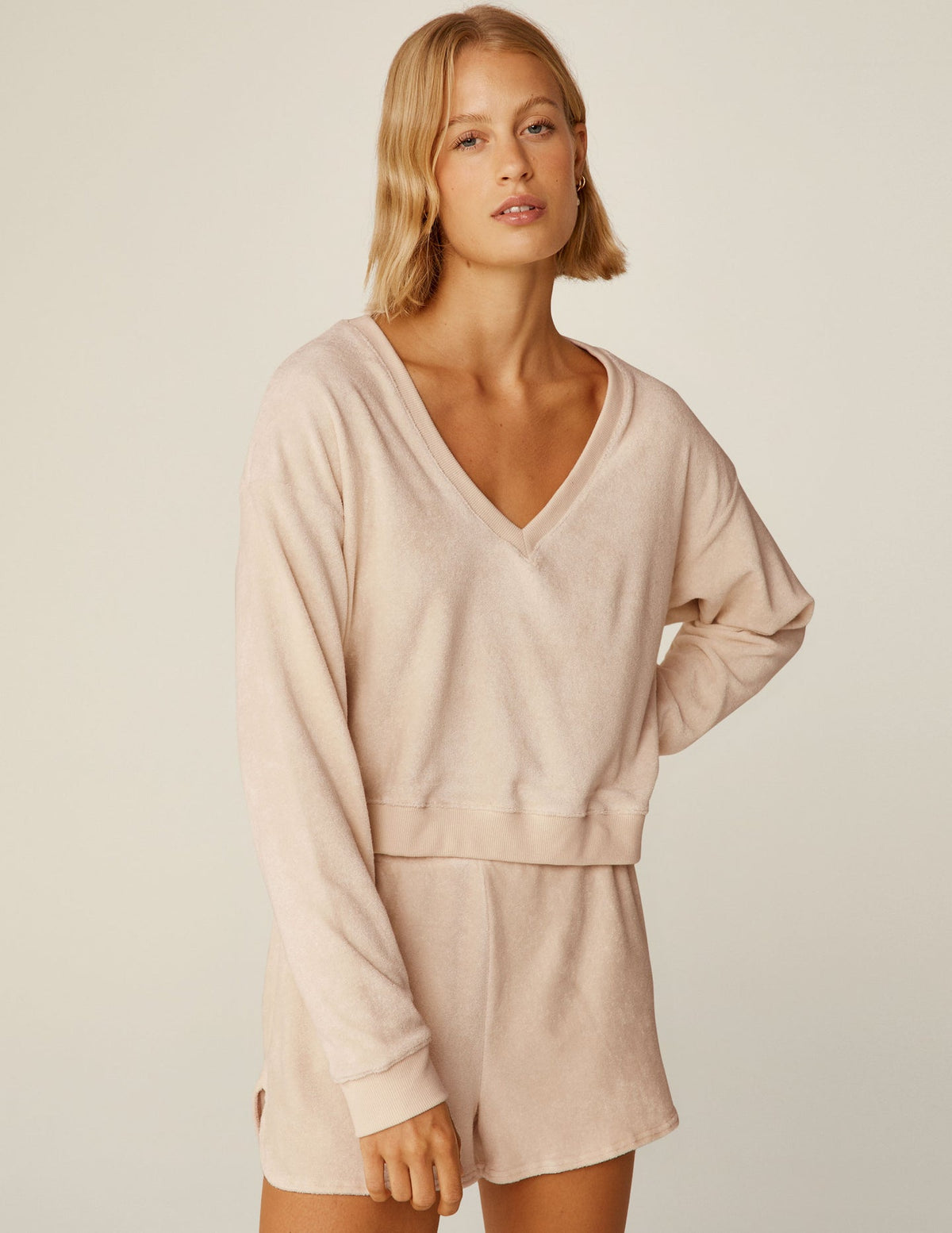 BEYOND YOGA TROPEZ PULLOVER - PRISTINE CREAM TT7909