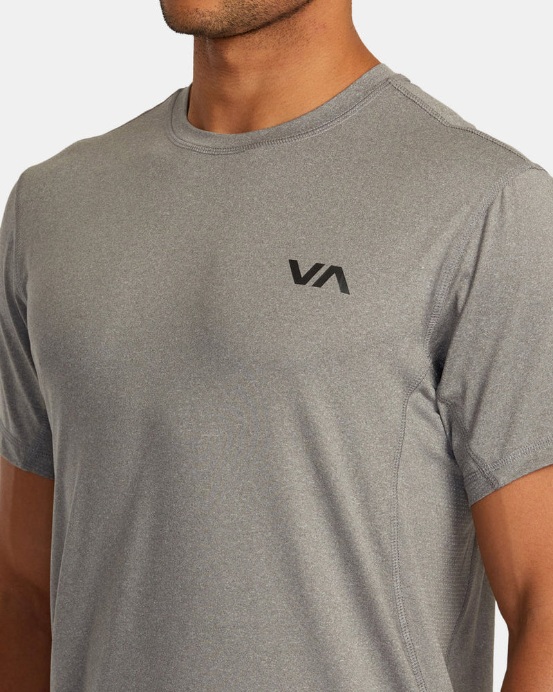 RVCA SPORT VENT PERFORMANCE TEE - HGR