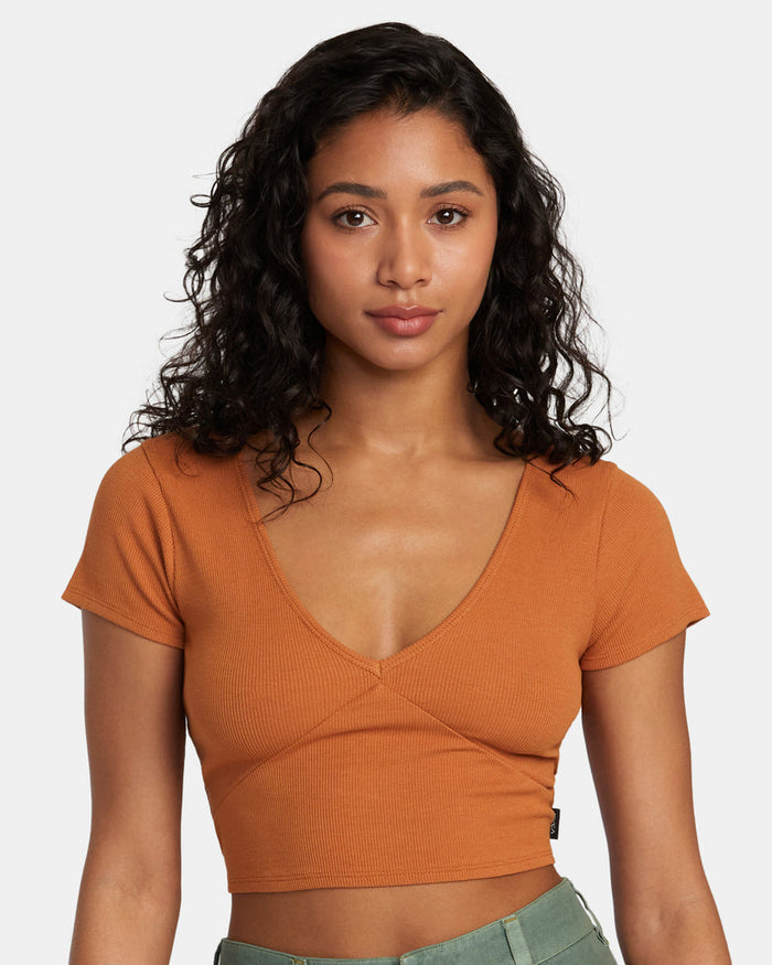 RVCA SMITTEN TOP V-NECK - TCA