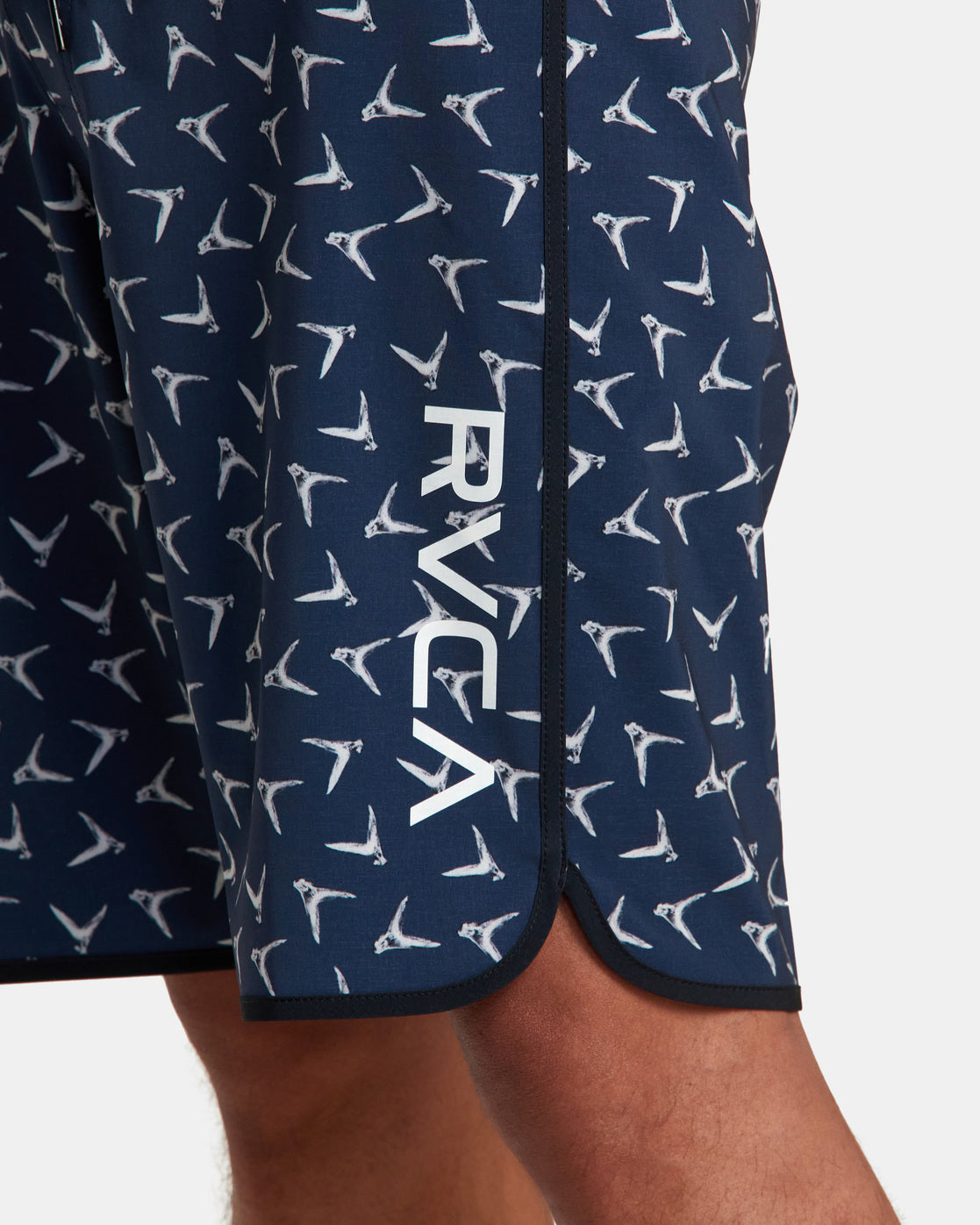 RVCA HAWAII LEGEND AND MANA 20" BOARDSHORTS - MDY