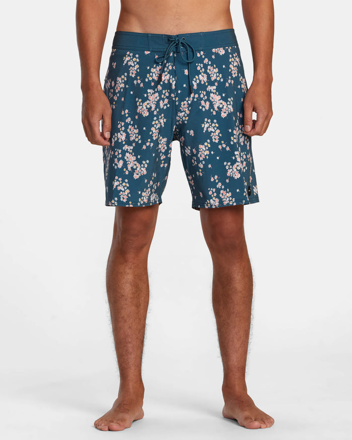 RVCA VA PIGMENT PRINT ELASTIC WAIST SHORTS - BRK0