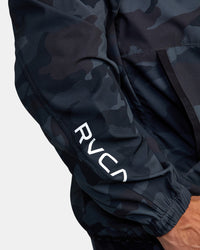 RVCA YOGGER ZIP-UP HOODED JACKET II - CAM