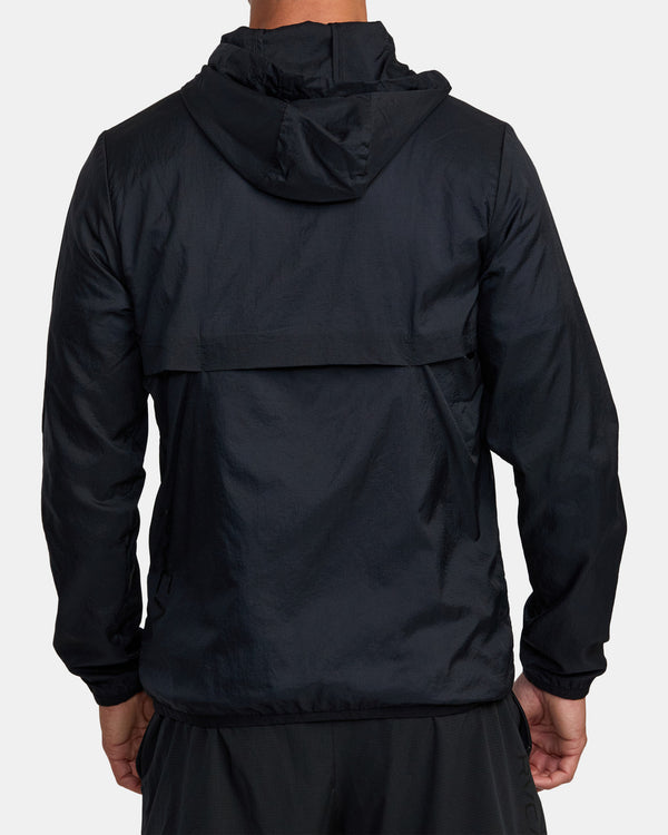 RVCA RUNNER LIGHTWEIGHT TRAINING JACKET - BLK