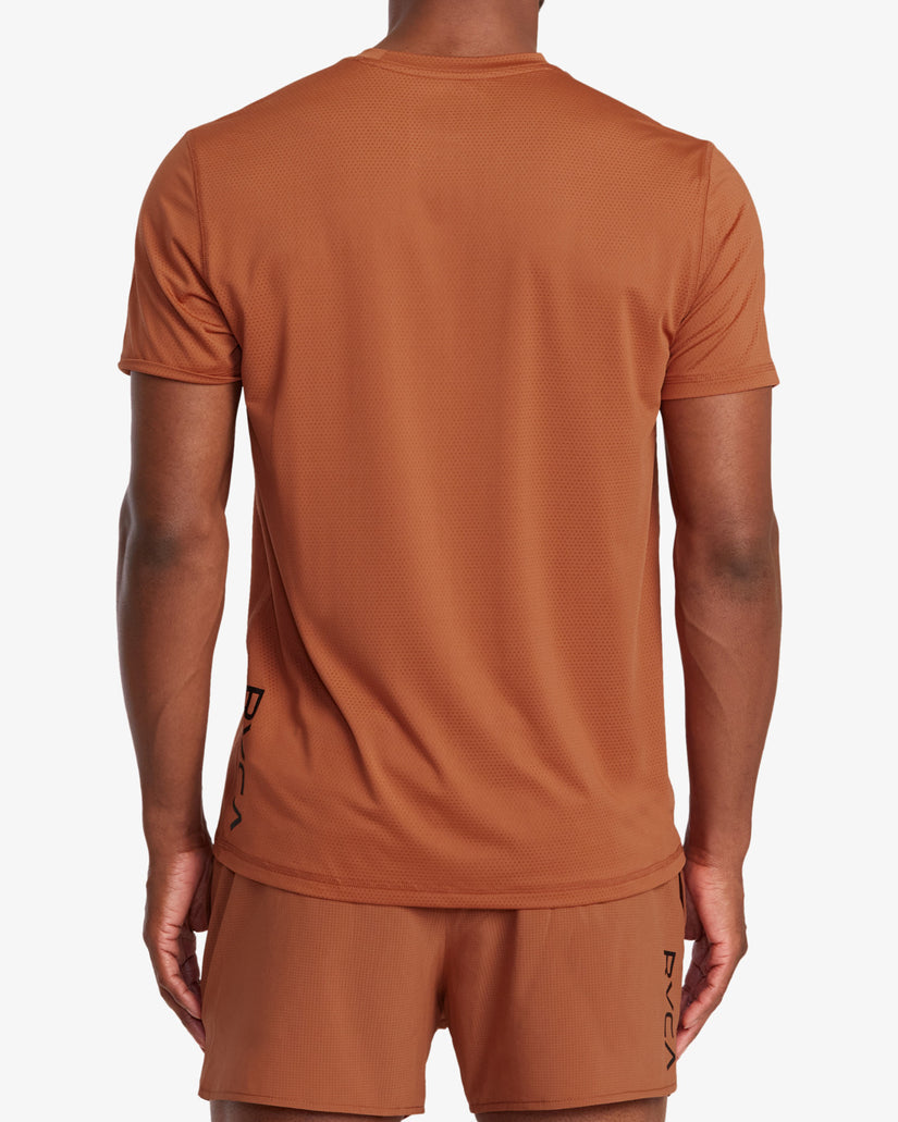 RVCA RUNNER TECHINICAL SHORT SLEEVE TOP - TCA