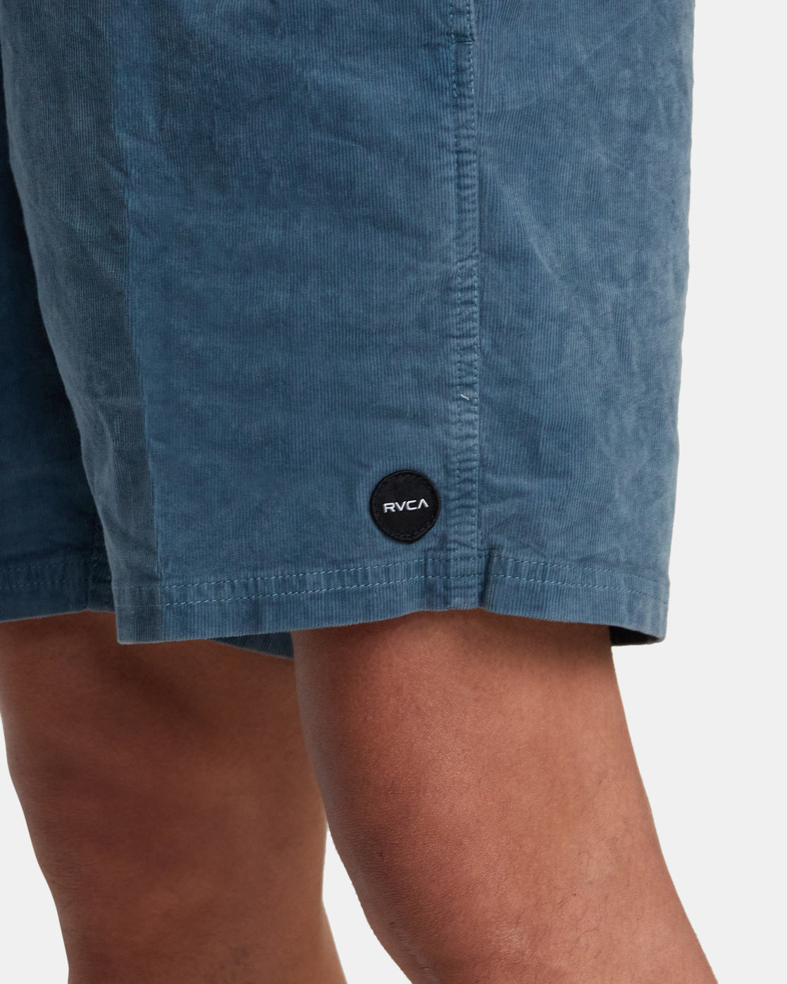 RVCA ESCAPE ELASTIC CORDUROY SHORTS 17" - BLB0