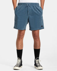 RVCA ESCAPE ELASTIC CORDUROY SHORTS 17" - BLB0
