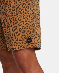 RVCA ESCAPE ELASTIC CORDUROY SHORTS 17" - GNC0