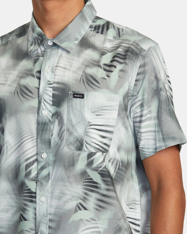 RVCA SPRAY PALM SHORT SLEEVE SHIRT - GHZ