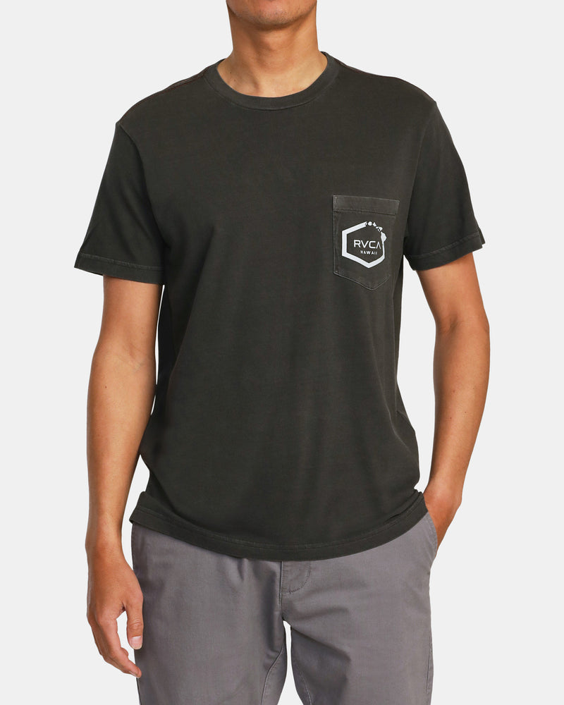 RVCA HAWAII ISLAND HEX POCKET TEE - PTK