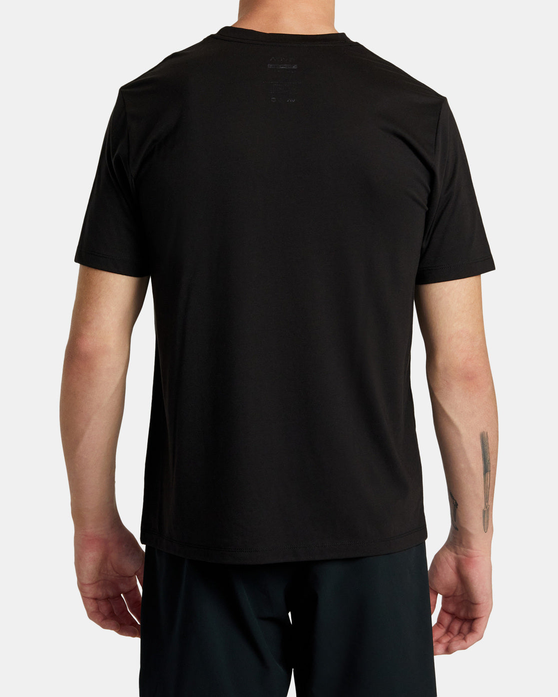 RVCA BIG SECTION SHORT SLEEVE T SHIRT - BLK