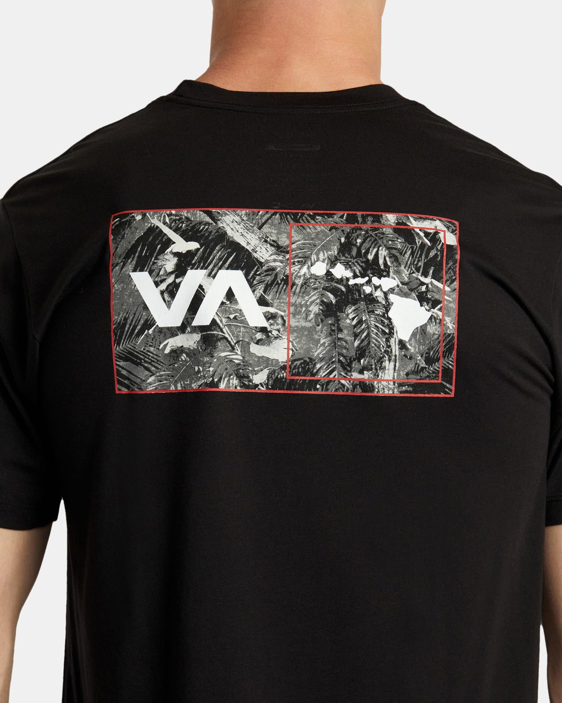 RVCA HAWAII TOPO SHORT SLEEVE T-SHIRT - BLK