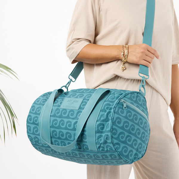 ALOHA COLLECTION SPORTY DUFFLE / PARTY WAVE / TIDE