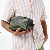 ALOHA COLLECTION DOPP KIT / AHI / BLACK OLIVE