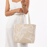 ALOHA COLLECTION GO-TO TOTE / PARADISE TINY STRIPE / ICED COFFEE SANDSTONE