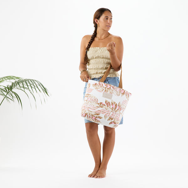 ALOHA COLLECTION DAY TRIPPER / HOLOMUA HARDING / TOFFEE SANDSTONE