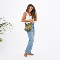 ALOHA COLLECTION CROSSBODY / CHECKMATE / LIMU/OLIVE