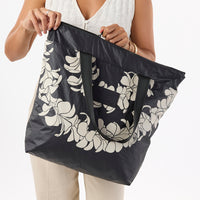 ALOHA COLLECTION DAY TRIPPER / PLUMERIA LEI / SANDSTONE BLACK