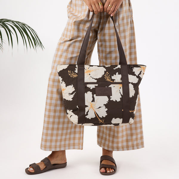 ALOHA COLLECTION NYLON ZIPPER TOTE / TAHAA / CHOCOLATE